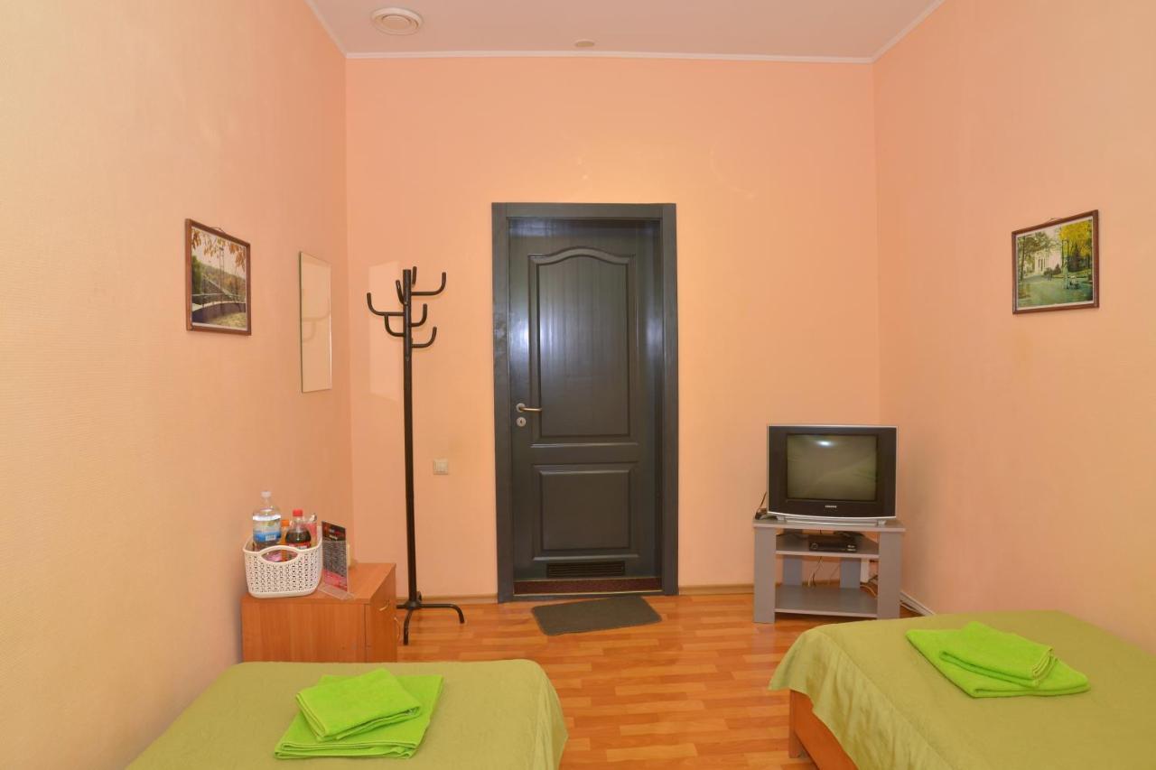 Отель "Экспресс" Zhytomyr Exterior photo